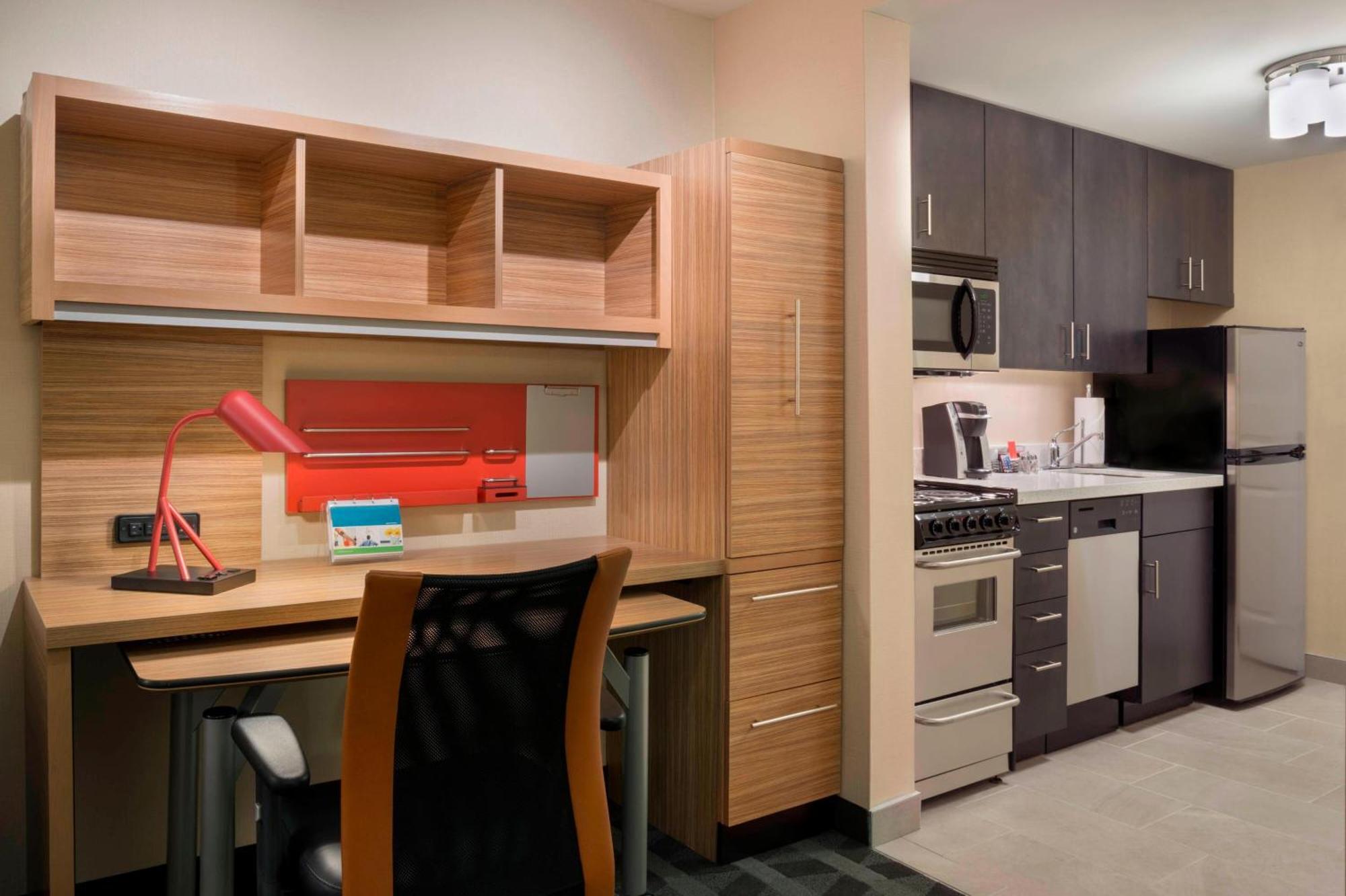 Towneplace Suites By Marriott Ottawa Kanata Екстериор снимка