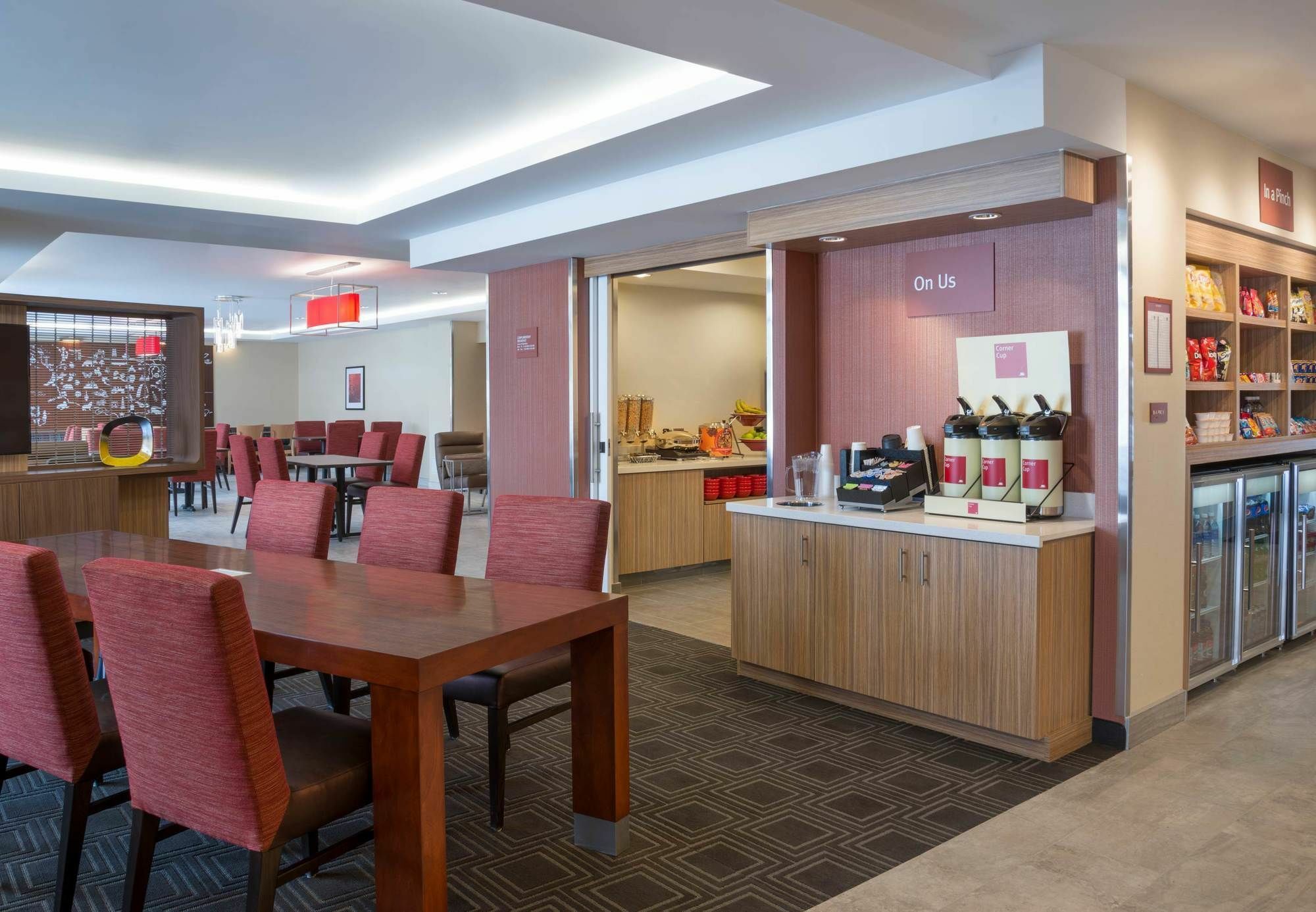Towneplace Suites By Marriott Ottawa Kanata Екстериор снимка